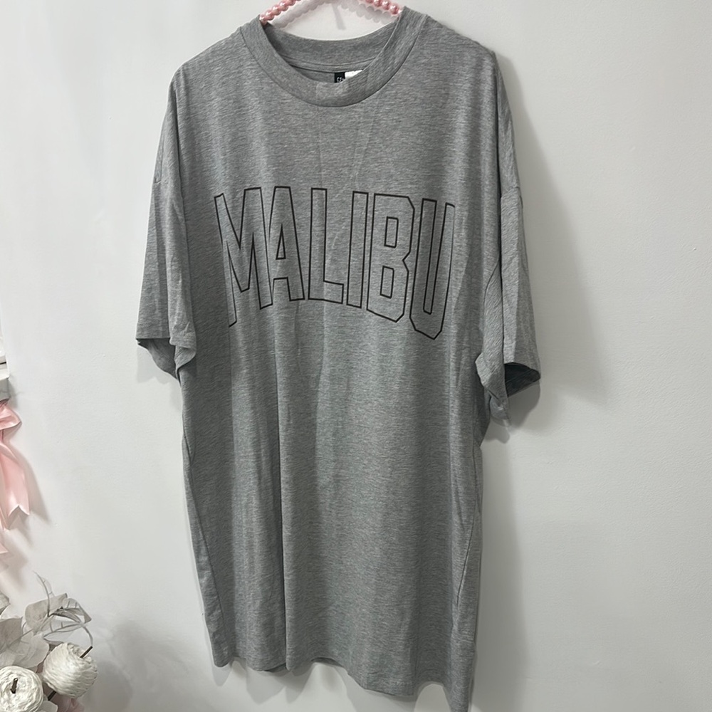 H&M Gray Malibu Short Sleeve Tee